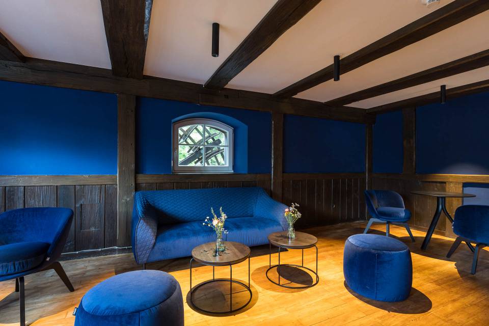 Exklusiv tagen im „Wohnzimmer“ der Schlossmühle: Das Wohnzimmer – Raum für Austausch, Fokus & neue Ideen - Hotel Schloßmühle
